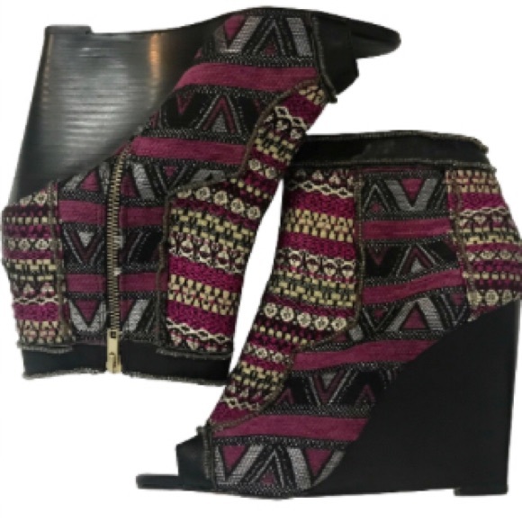 June by June Ambrose Peep Toe Stacked Heel Leather and Fabric Wedge 11M - Picture 2 of 8